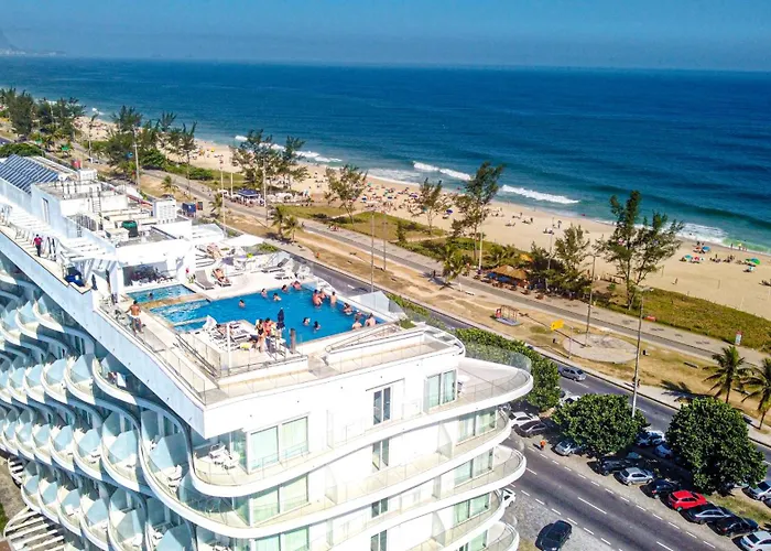 Hotel com pingue-pongue: Cdesign Hotel