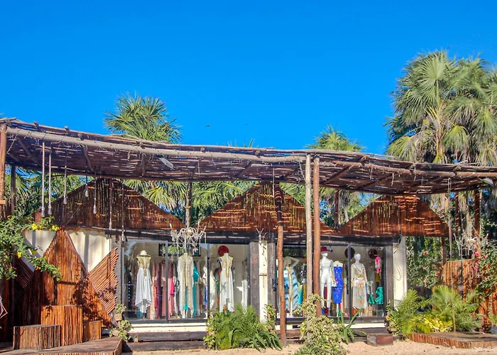 Hotel near College: Moonlight 309 At Aldea Zama