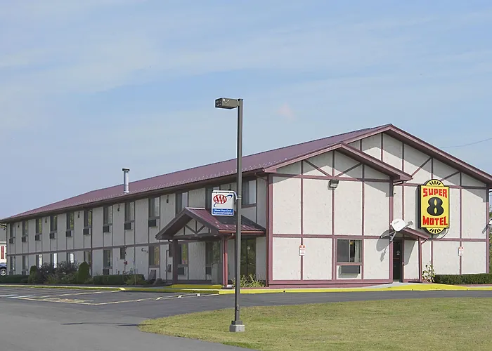 Hotel: Super 8 By Wyndham Pulaski