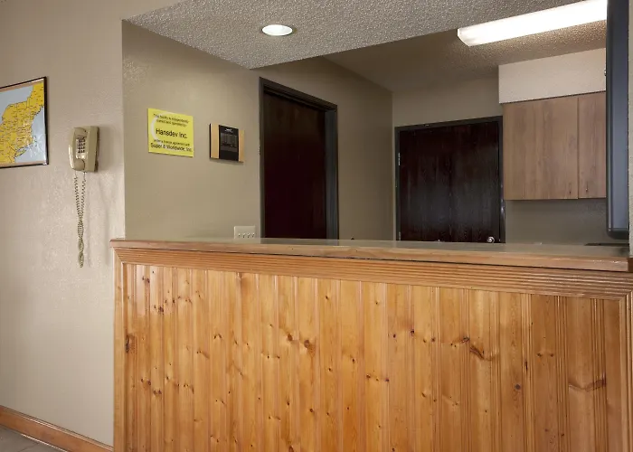 Hotel: Super 8 By Wyndham Pulaski