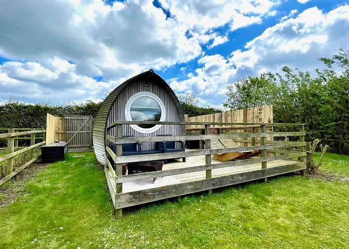Armadilla 1 At Lee Wick Farm Cottages & Glamping Glamping