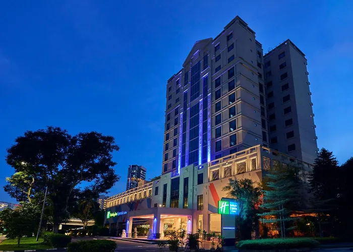 Pet Friendly hotel: Holiday Inn Express & Suites Singapore Novena, An Ihg Hotel
