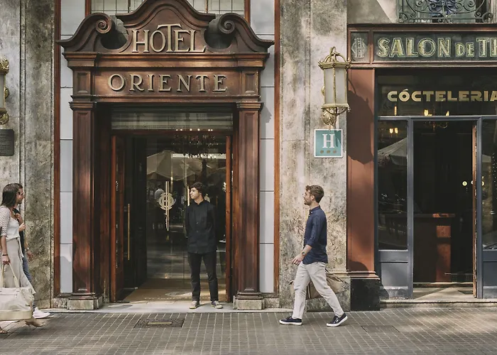 Hotel: Oriente Atiram