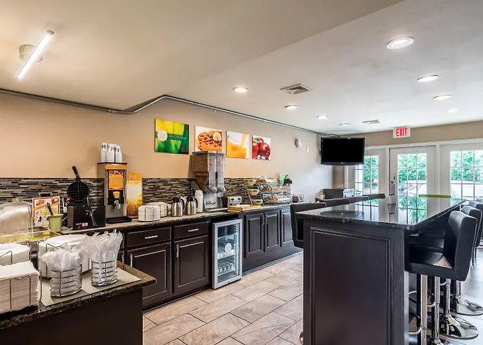 Golf hotel: Quality Inn University Area