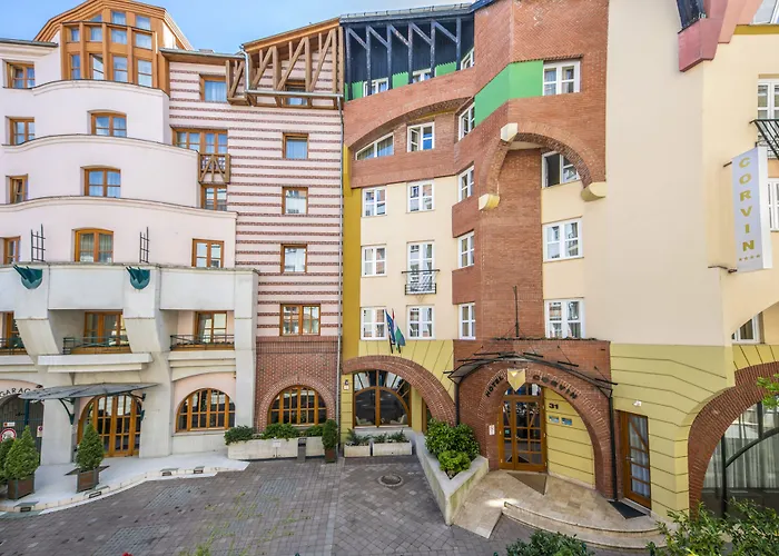 Central hotel: Corvin Hotel Budapest Sissi Wing