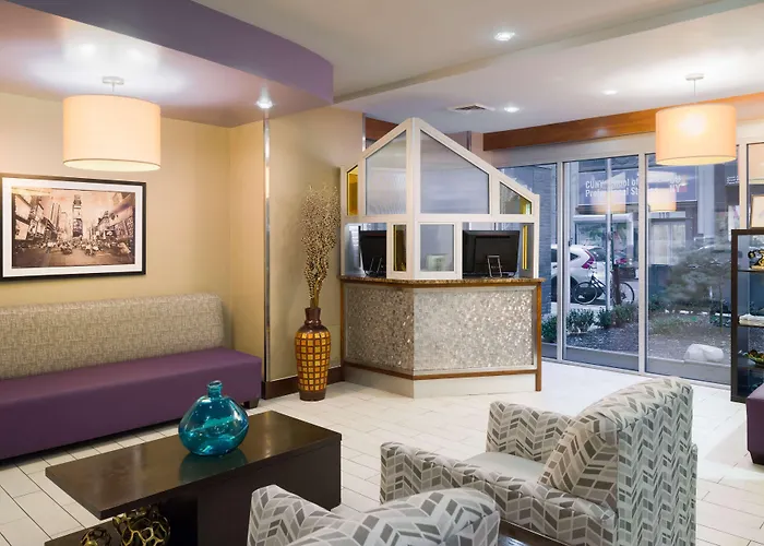 Romantic hotel: Hampton Inn Madison Square Garden