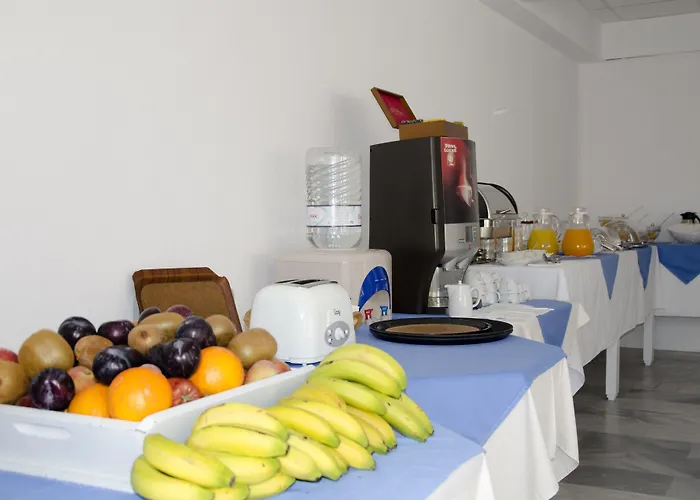 Hotel all'aeroporto: Rk Beach Hotel