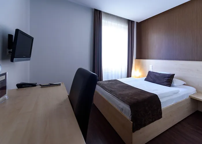 Promenade Hotel By Mellow Mood Hotels