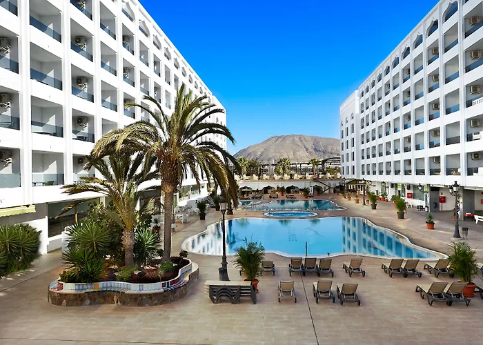 Hotel: 