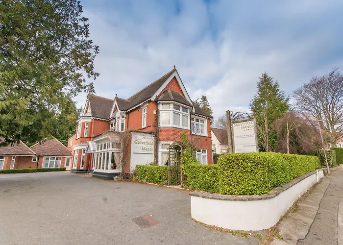 Hotels Close to Airport Grovefield Manor