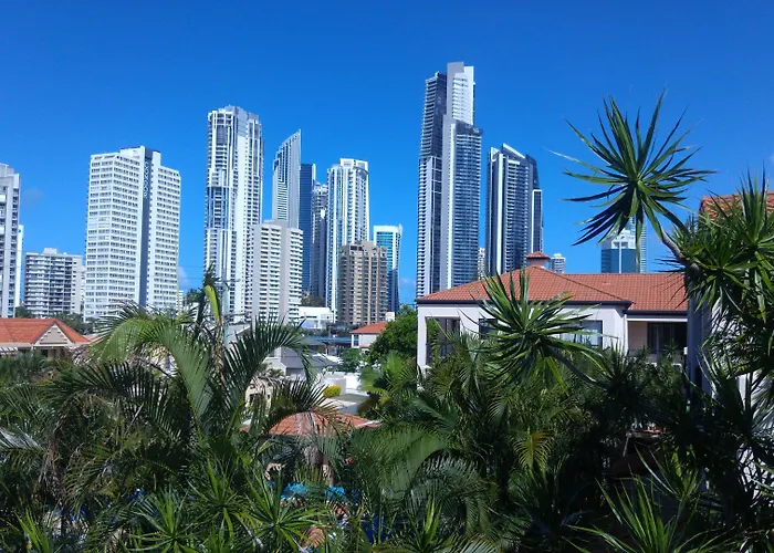 Pet Friendly hotel: Chevron Palms By Gold Coast Premium