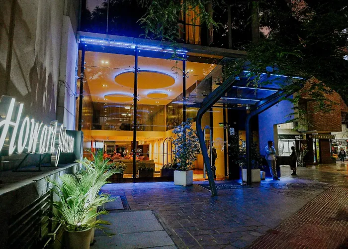 Howard Johnson La Cañada Hotel&Suites