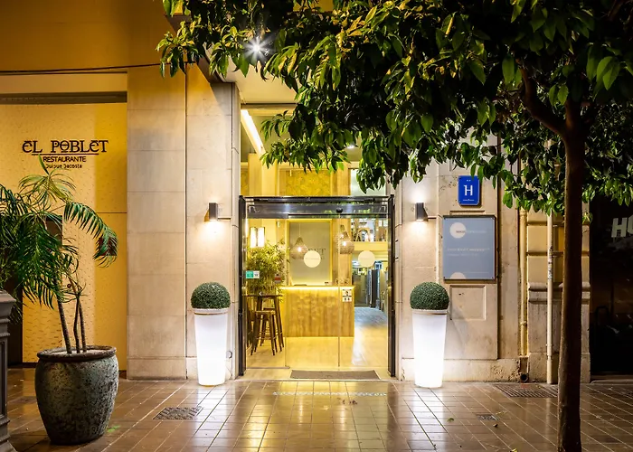 Pet Friendly hotel: Sweet Hotel Continental