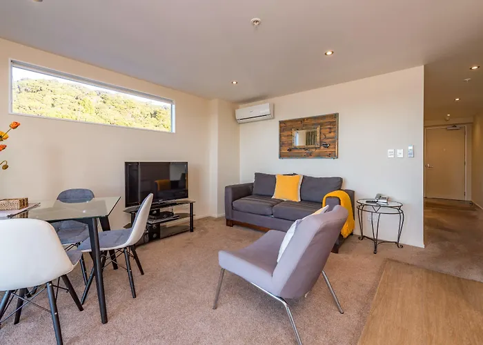 Edgewater Palms Apartments