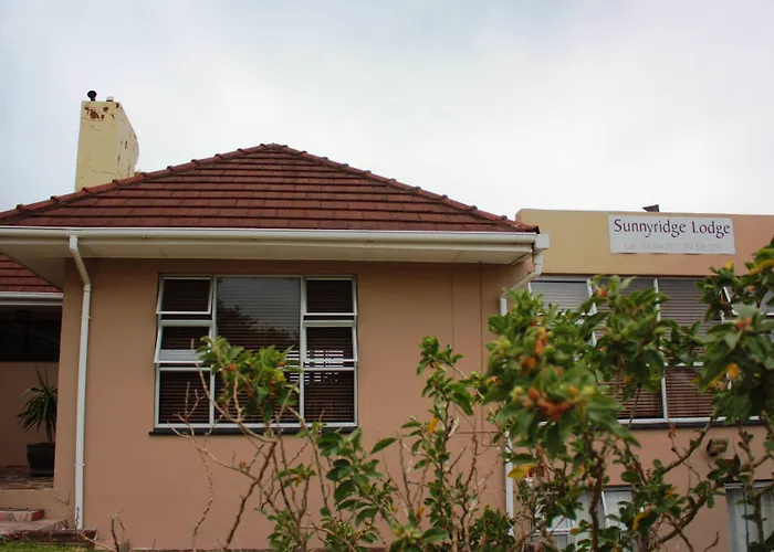 3 star hotels Sunnyridge Lodge