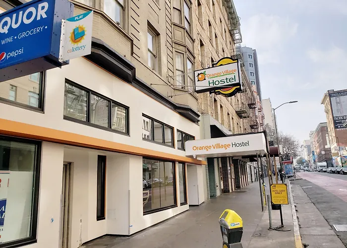 Lodge: Orange Village Hostel