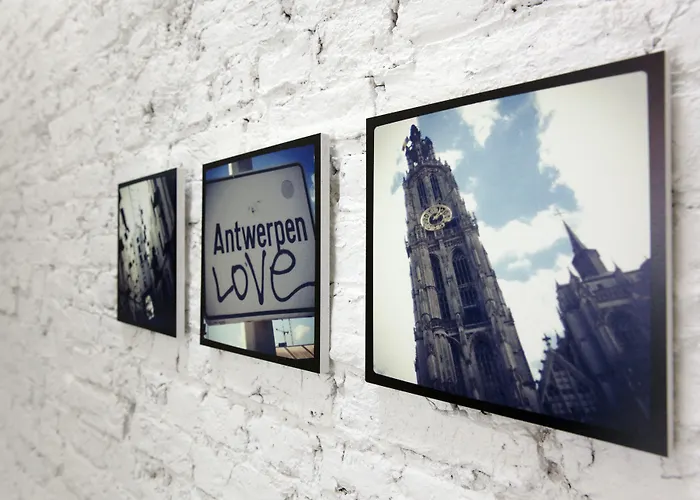 Maison Nationale City Flats & Suites