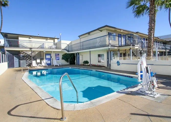  Motel 6 San Diego, Ca Airport Harbor