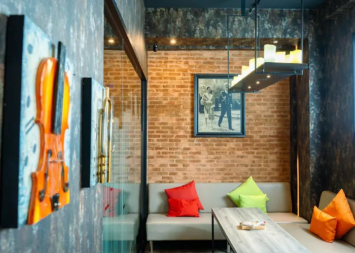 Hostel: The Printing House Poshtel