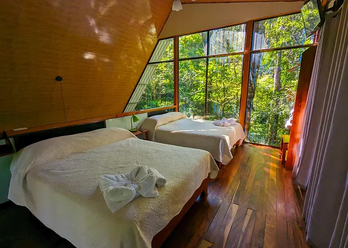 Trip to College Quality Cabins Monteverde