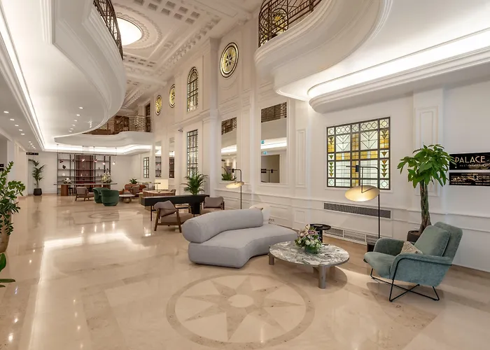 Welkom Hotel: Moevenpick Hotel Budapest Centre