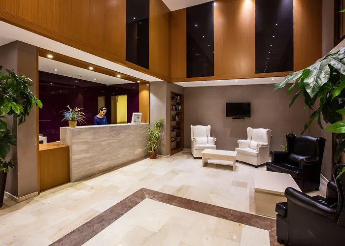 Family Friendly Hotels City'S Hill
