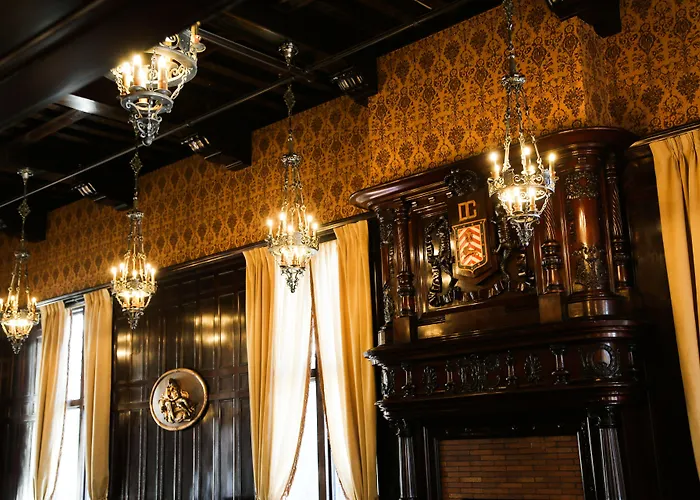 Detroit Club