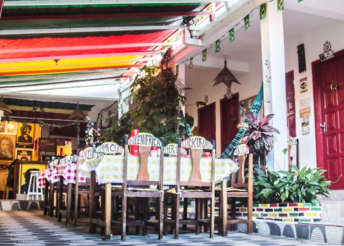 Pousada & Hostel Escorregue No Reggae
