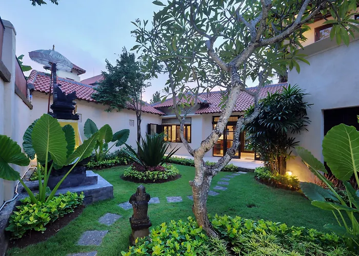 Hotels with pool Seminyak William