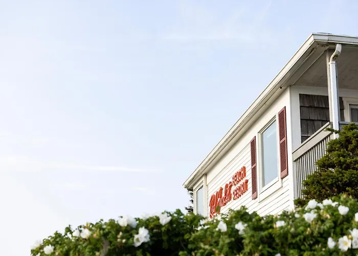 Red Jacket Beach Resort