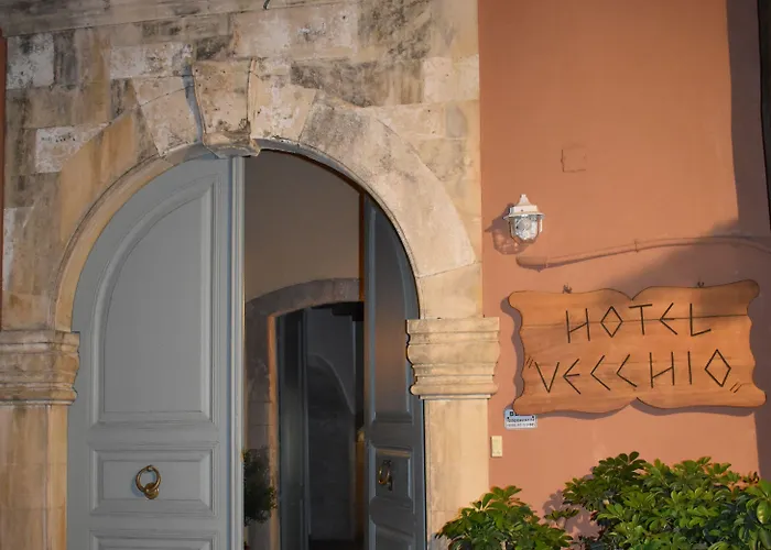 Vecchio Hotel