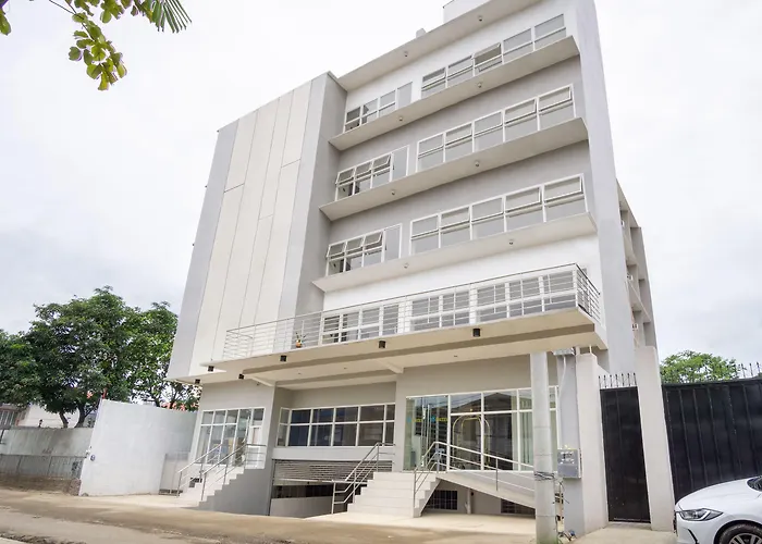 Family Hotel: 18 Suites Cebu