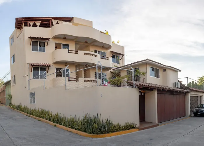 Cheap hotel: Canto Del Mar Hotel - Zihuatanejo - Suites Con Cocina