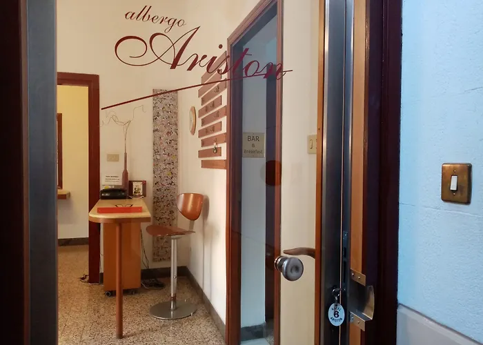  Ariston Petit