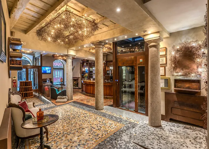 Hotel Santa Marta Suites