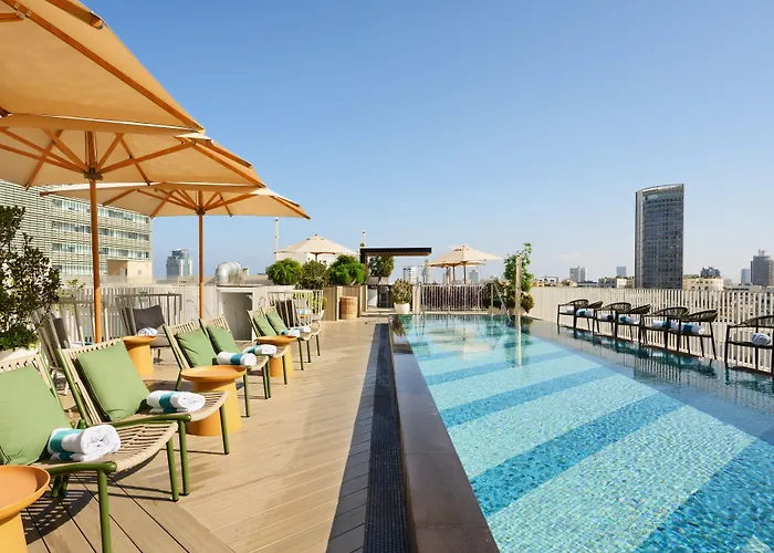 Central hotel: Alberto By Isrotel Design