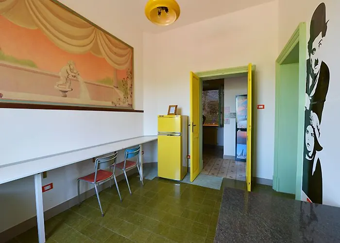 Hotel vicino al College: Ostello La Stazione
