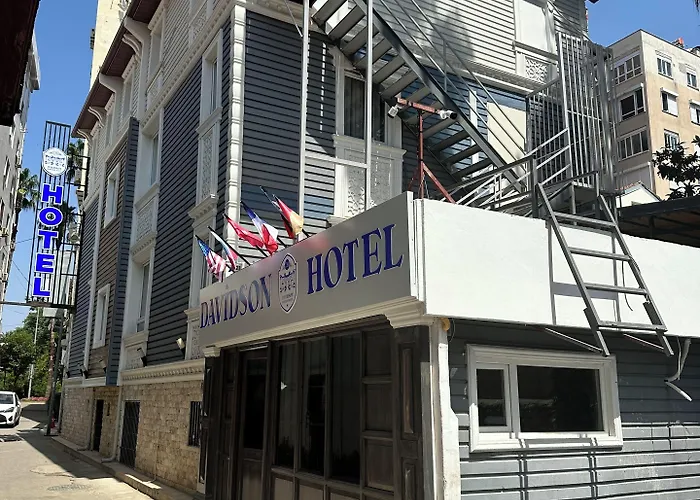 Hotels Close to Airport Davidson Boutique