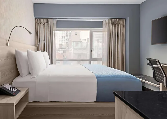 Cheap hotel: Wingate By Wyndham New York Midtown South/5Th Ave