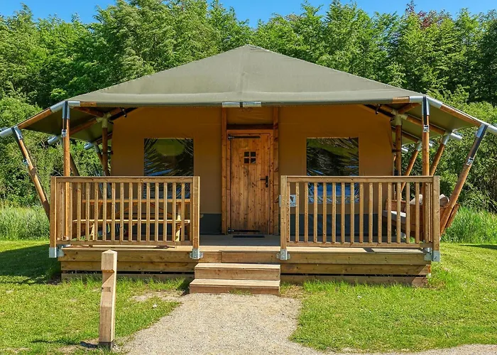  Glamping