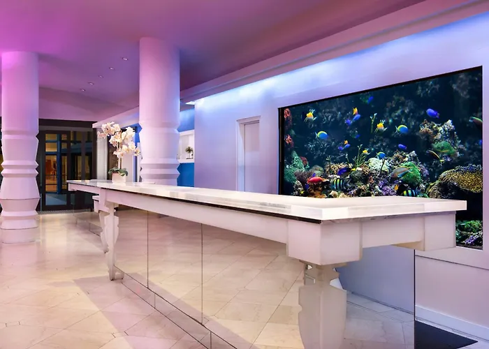 Hotel romantico: The Gallivant Times Square