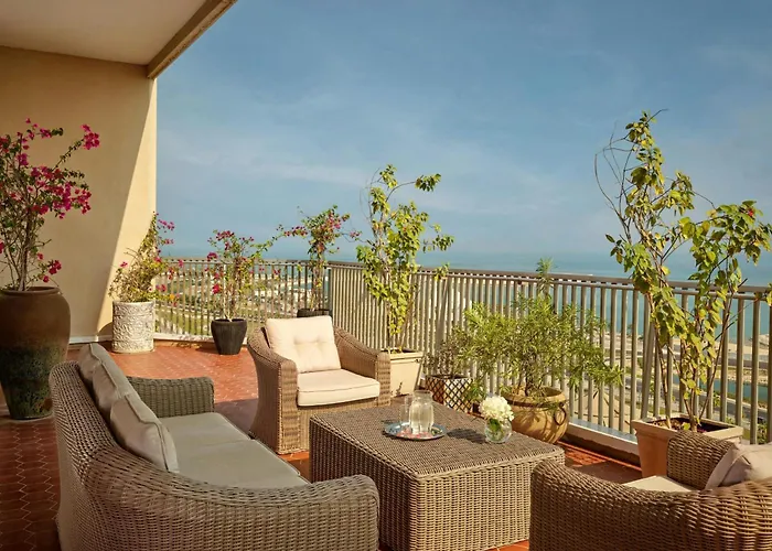 Hotel with Tennis: Le Meridien Al Khobar