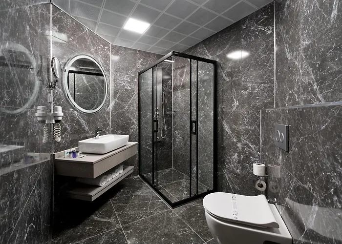 Goedkoop hotel: Elysee Beach Hotel