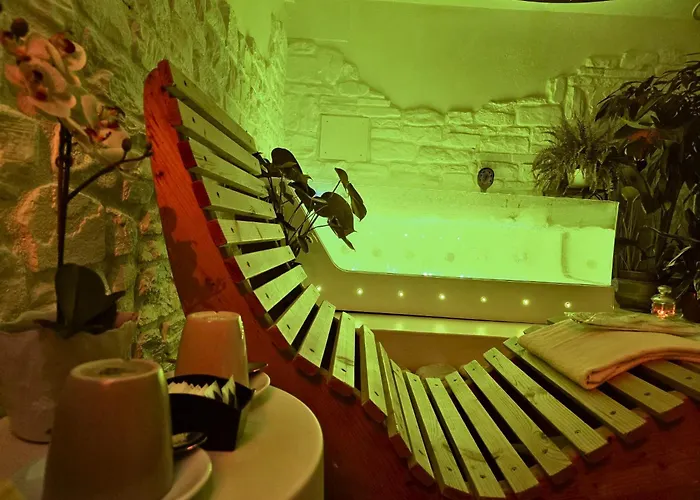 La villa: Domus Volumnia Country House