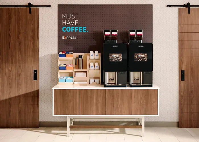 Holiday Inn Express & Suites Acme-Traverse City By Ihg