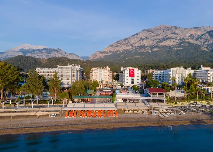 Hôtel 4 étoiles: Lims Bona Dea Beach Hotel