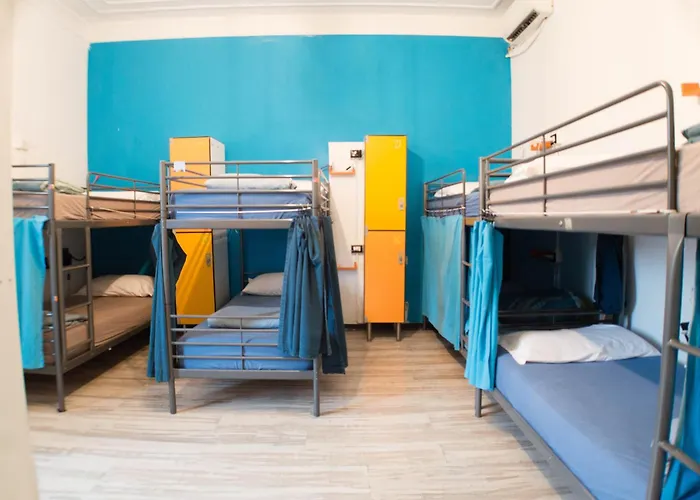 Victoria House Hostel
