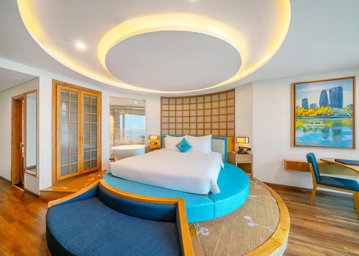 Sala Danang Beach Hotel