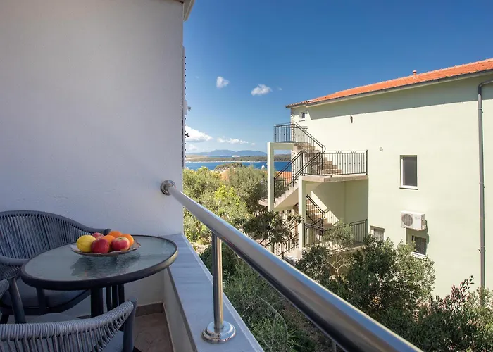  Apartments Jakic 1