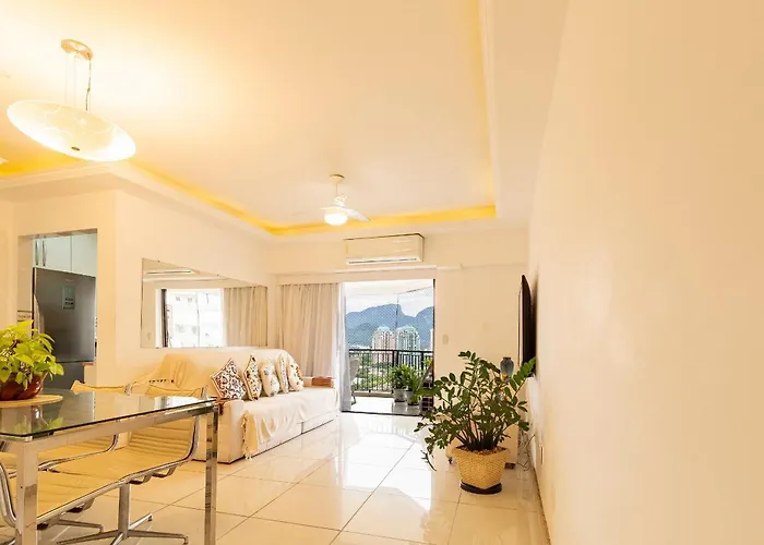 Condomínio Four Seasons Residence Service